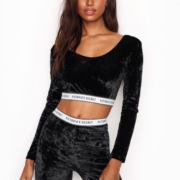 Victoria's Secret Tops - *NEW* VICTORIA'S SECRET Logo Crushed Velvet Crop Top L
